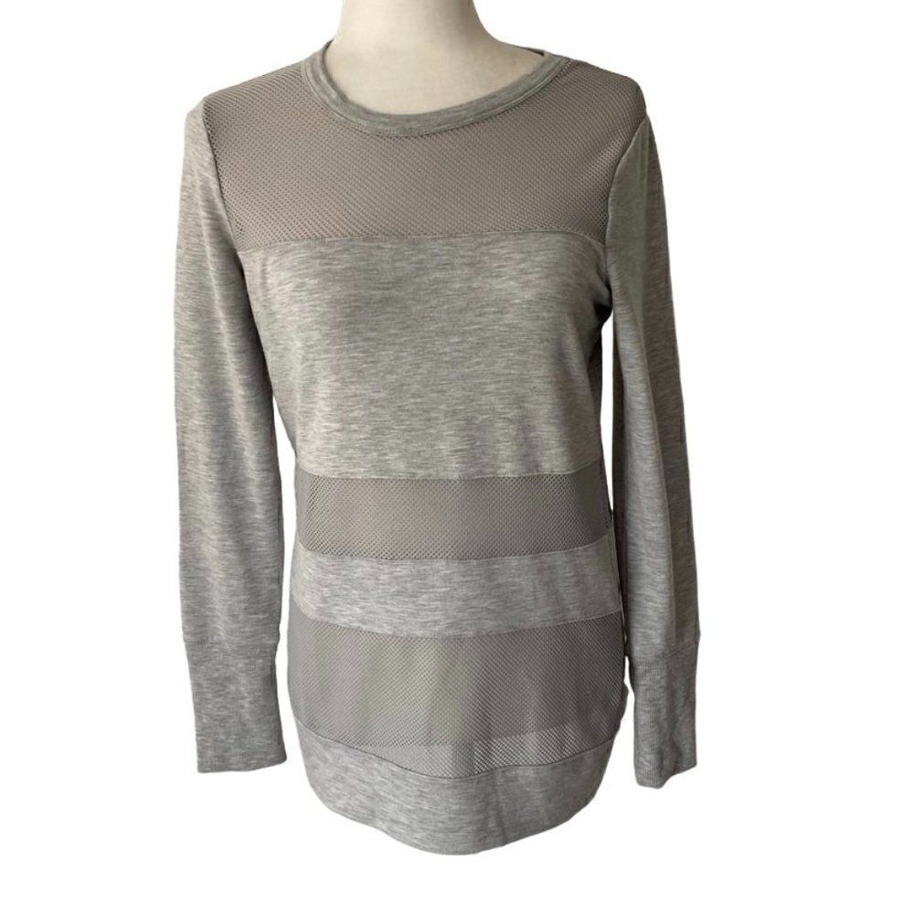 90 Degree Yoga Athletic Wear Gray Top SZ S